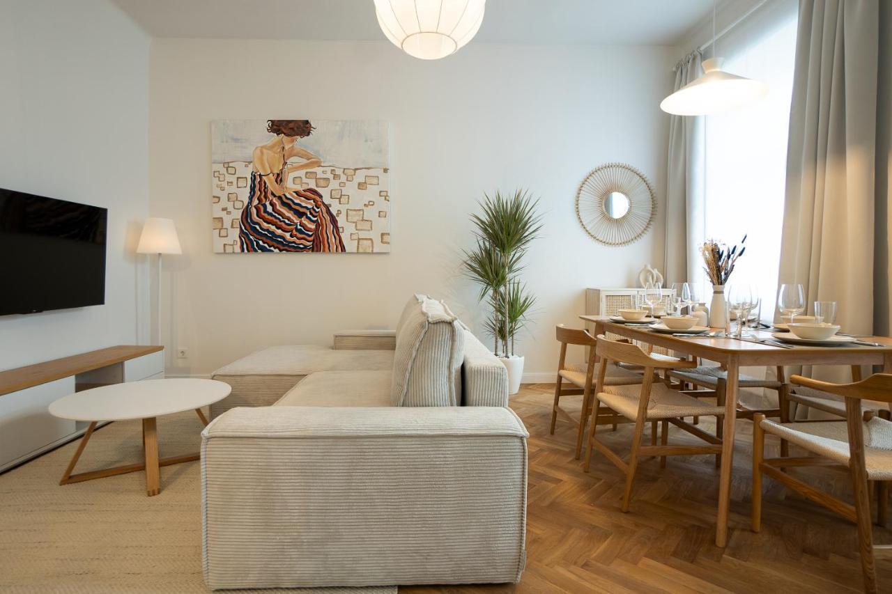 Chic 94M2 Apartment With A King-Size Bed Vienna Exterior photo